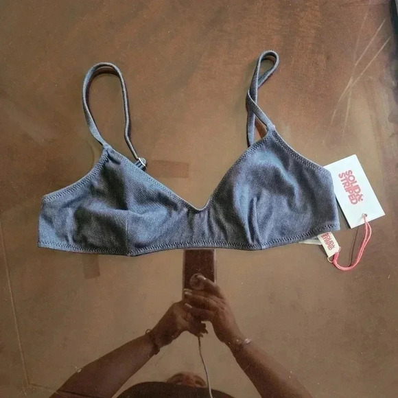 SOLID & STEIPED BIKINI TOP - Picture 1 of 4